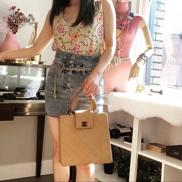 SALE!CHANEL Vintage silk top - Picture 4 of 13